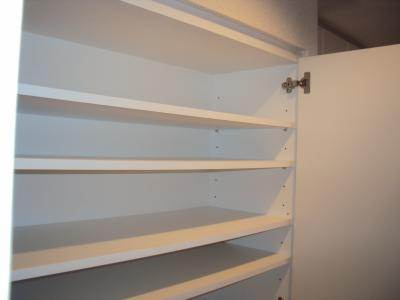 プラネシア星の子京都御所の内装|下駄箱上部