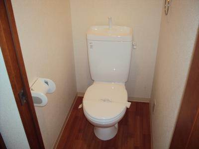 プラネシア星の子京都御所のトイレ|ウォシュレット設置します。