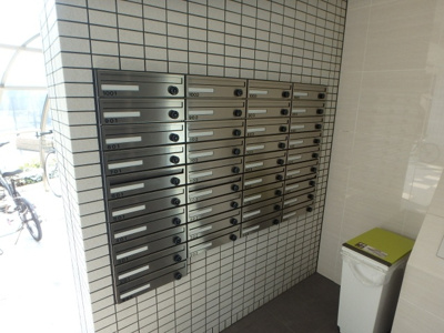 【エントランス】 | COCO川西町