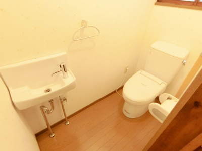 【設備】 | 石井町テラスハウス | 2階にもトイレがございます。