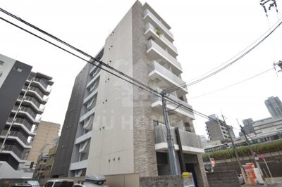 【外観】 | ロイヤルレジデンス北梅田 | 落ち着いた雰囲気の外観です