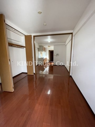 ランドマークシティ梅田東の居間・リビング|ゆったりとしたリビングです