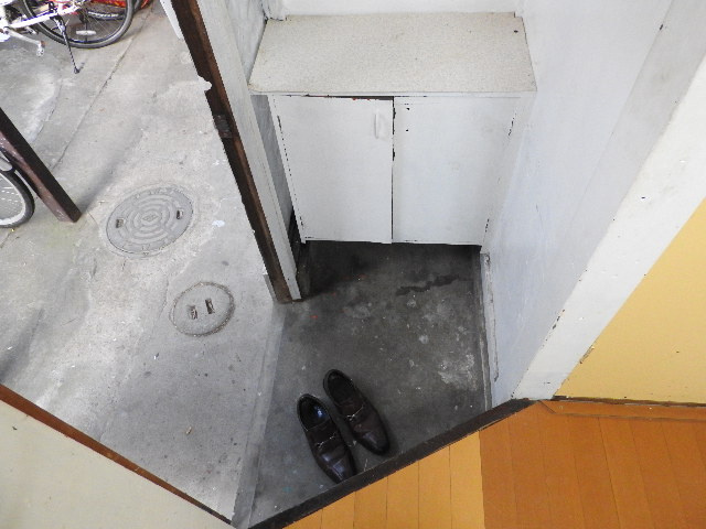 第１鈴木荘の玄関