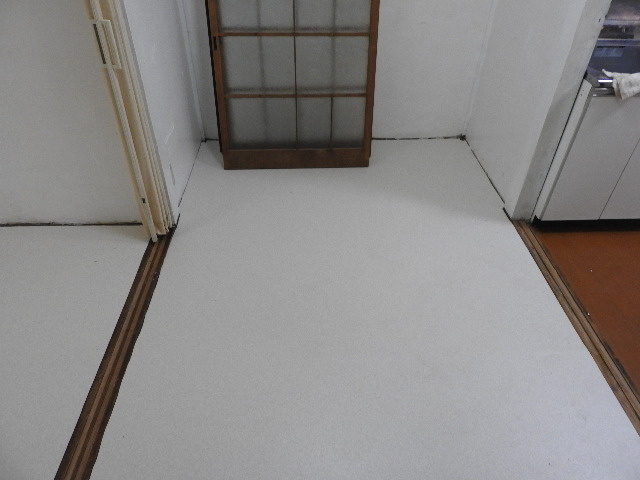 第１鈴木荘の洋室