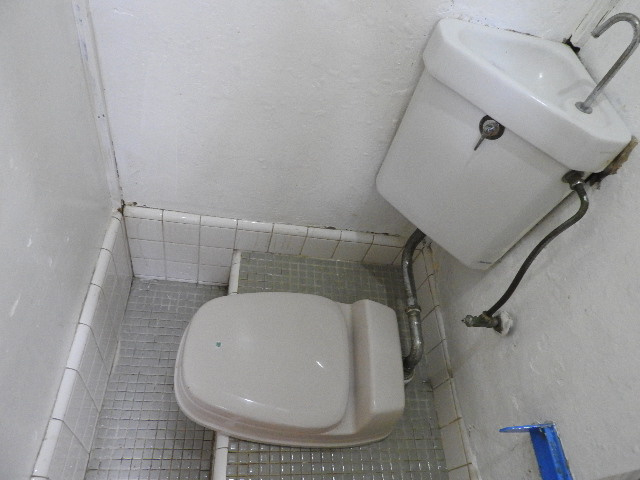 第１鈴木荘のトイレ