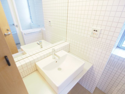 【独立洗面台】 | Ｍ’ｓ　ＧＡＲＤＥＮ | 使いやすい独立洗面台です