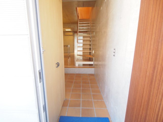 【玄関】 | Ｍ’ｓ　ＧＡＲＤＥＮ | 毎日通る玄関はこちらです