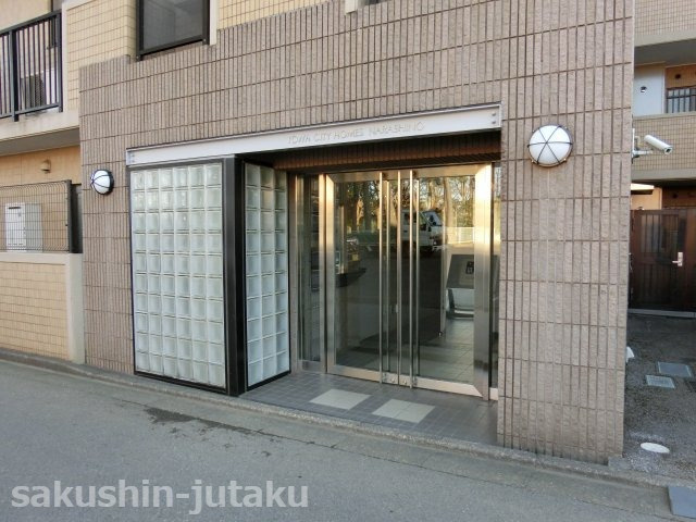 藤和シティホームズ習志野のエントランス|オートロック・宅配ボックス