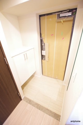 レジュールアッシュ桜宮リバーコート　仲介手数料無料の玄関
