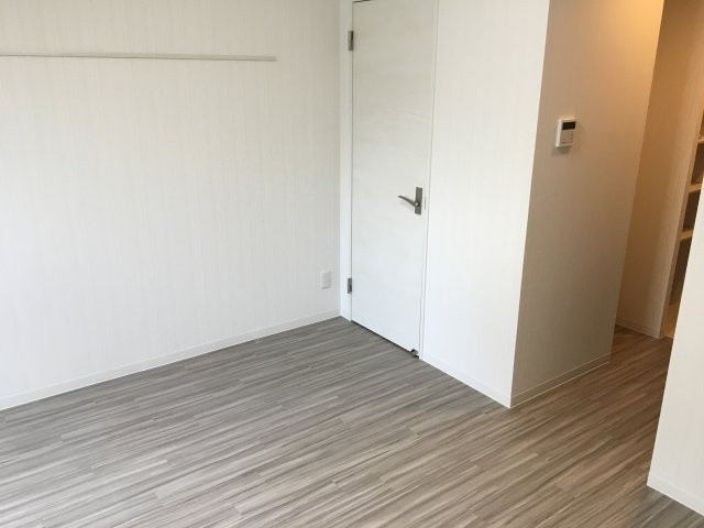 ノイヴェル近大前( 近畿大学 一人暮らし )の洋室