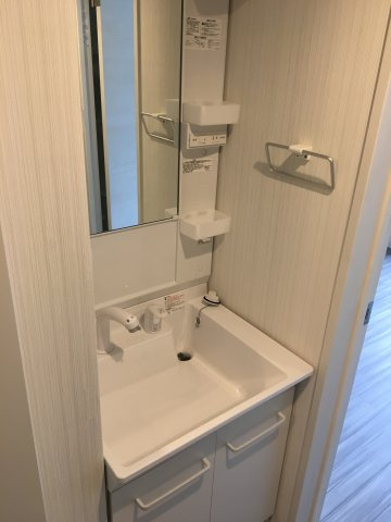 ノイヴェル近大前( 近畿大学 一人暮らし )の独立洗面台