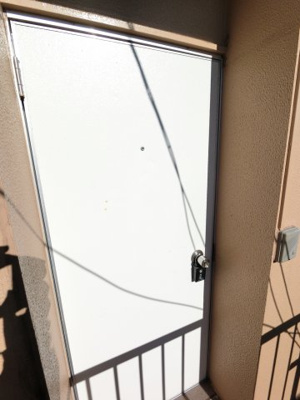 【玄関】 | シオンビル