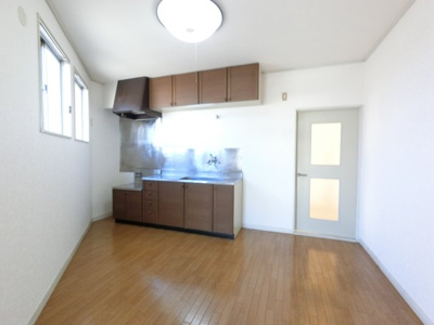 【キッチン】 | シオンビル