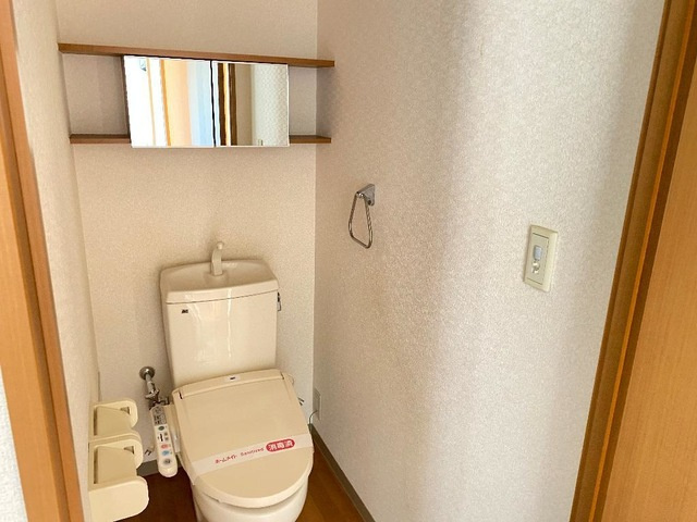 プレッソリーバのトイレ|シャワー付トイレ