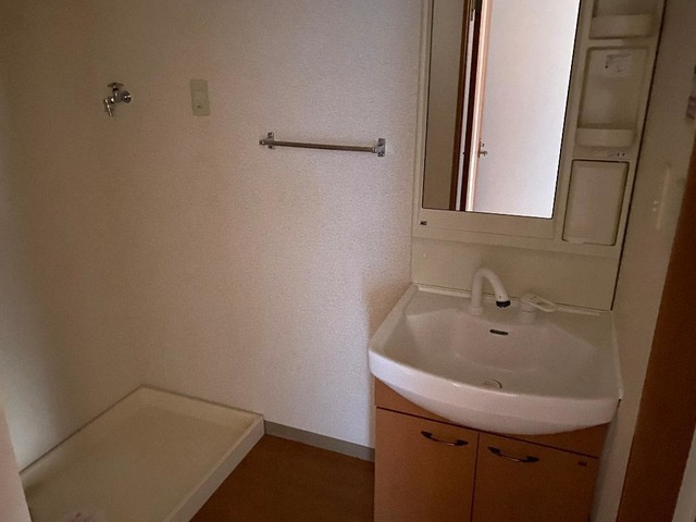 プレッソリーバの洗面所|洗面