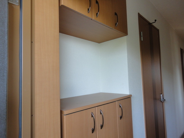 プレッソリーバの玄関|下駄箱