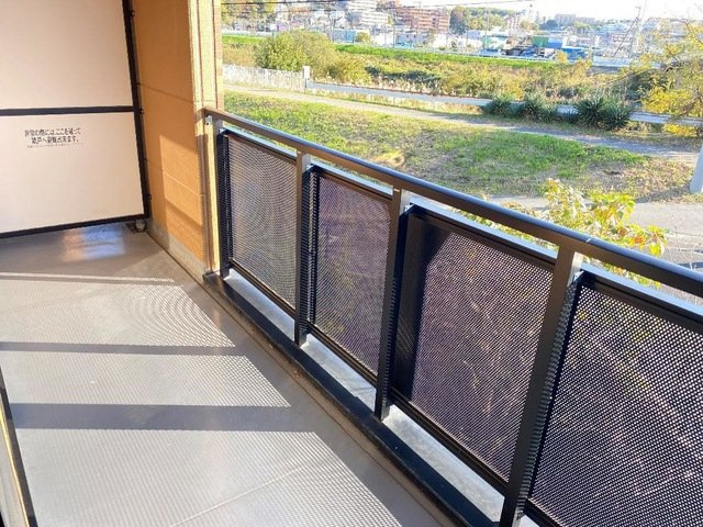 プレッソリーバのバルコニー|ベランダ