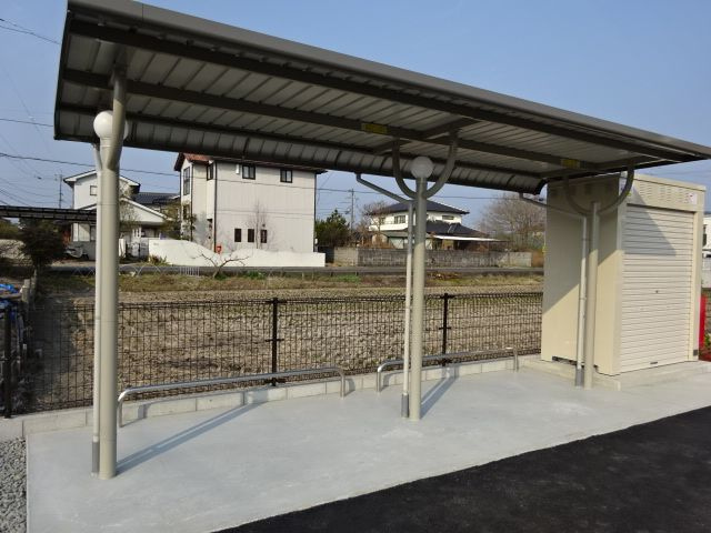 総社市中原のアパートのその他共用部分|自転車置き場