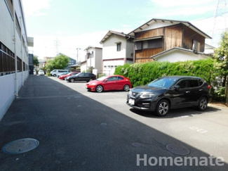 【駐車場】