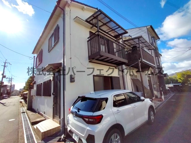 枚方市楠葉中之芝１丁目の一戸建ての外観|落ち着いた雰囲気の外観です