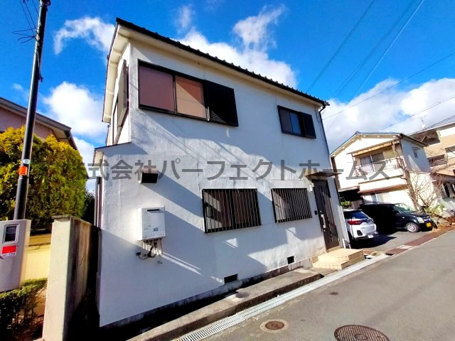 枚方市楠葉中之芝１丁目の一戸建ての外観|外観は落ち着いています