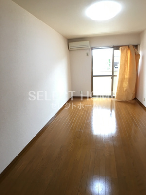 【居間・リビング】 | 伝兵衛 | ゆったりとした居間です
同型タイプ