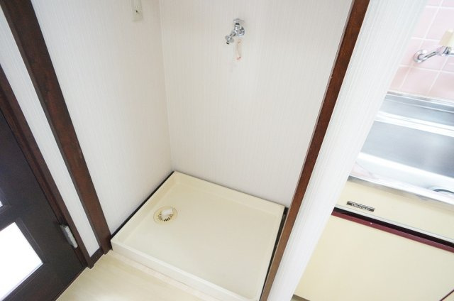 【設備】 | トラパレス | 室内洗濯機置場
