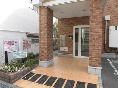 【エントランス】 | カーサオリーヴァ | おしゃれなエントランスです。