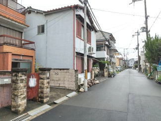 【前面道路含む現地写真】 | 前面道路は広々約６ｍあります