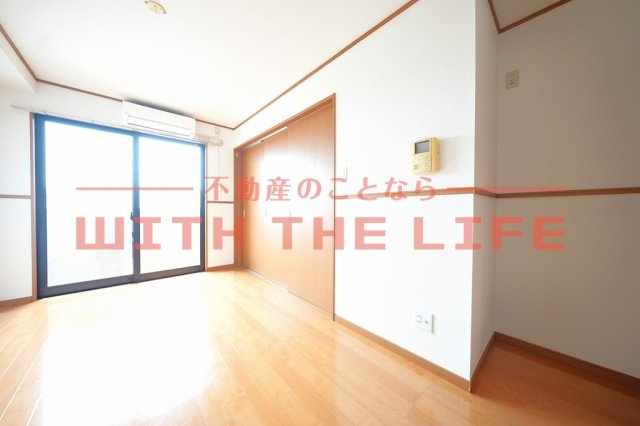 コーポ廣重【キャッシュバック対象物件】の居間・リビング|リビングです