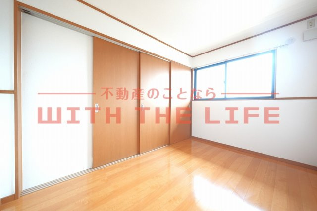 コーポ廣重【キャッシュバック対象物件】の洋室|コンパクトで使いやすい洋室です