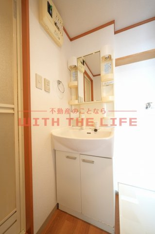 コーポ廣重【キャッシュバック対象物件】の独立洗面台|独立洗面台です