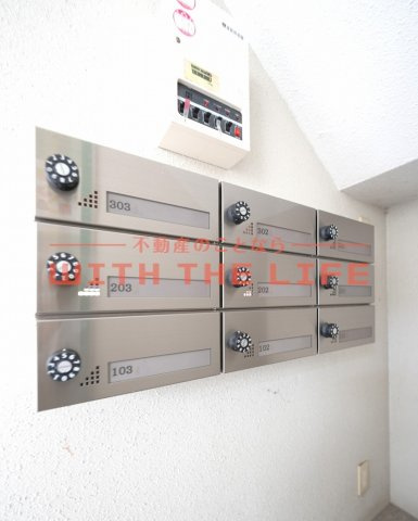 コーポ廣重【キャッシュバック対象物件】のロビー|建物の内部です