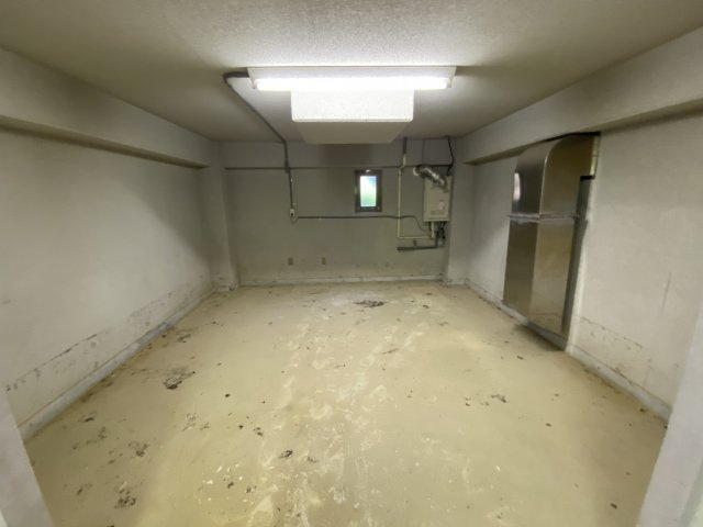 緑ヶ丘2丁目邸の駐車場