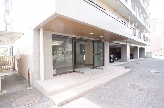 【エントランス】 | トラパレス