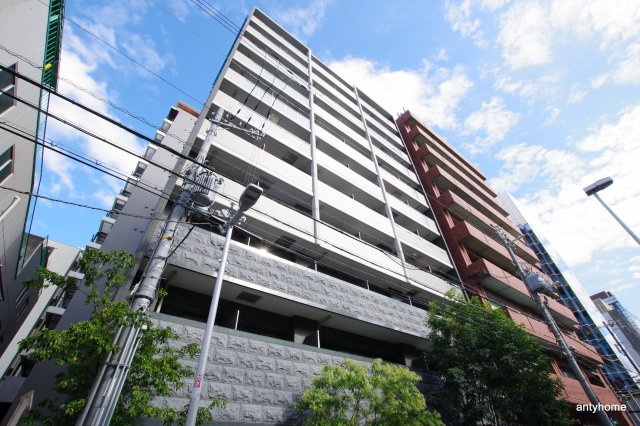 プレサンス南森町駅前　仲介手数料無料の外観