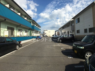 【駐車場】 | ラセーヌ柴田 | 駐車スペースもあります