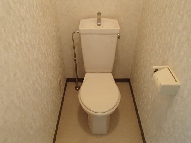 【トイレ】 | ボーリバージュ | 清潔感のあるトイレです