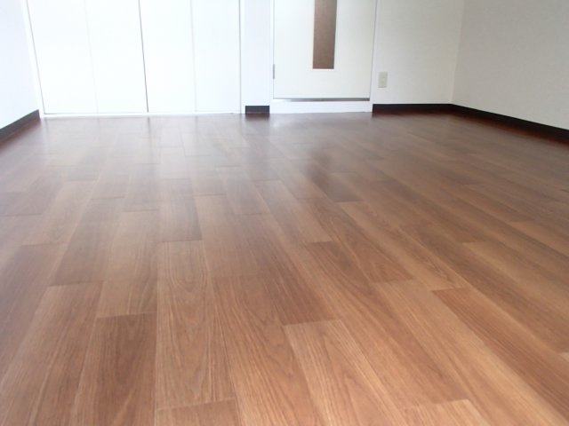 【洋室】 | ウイングハウス | 使い勝手のいい洋室です