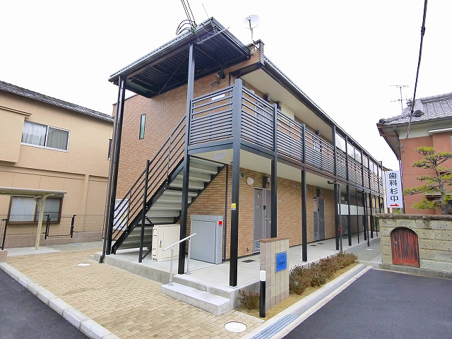 レオネクスト清都Ⅱの外観