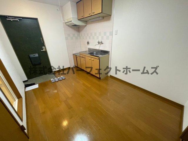 コートアルバの居間・リビング|こちらのリビングで趣味の時間をお楽しみください