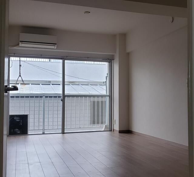 ライトコア前原の居間・リビング