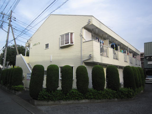 春日部市粕壁東３丁目のアパートの外観