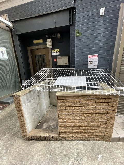 ベリーハウス106のその他共用部分|敷地内ごみ置き場です