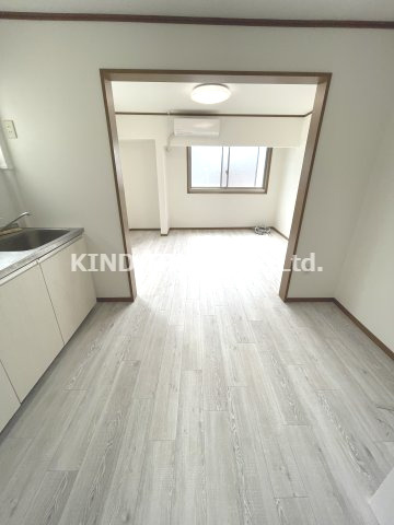 ベリーハウス106の居間・リビング|使いやすいリビングです