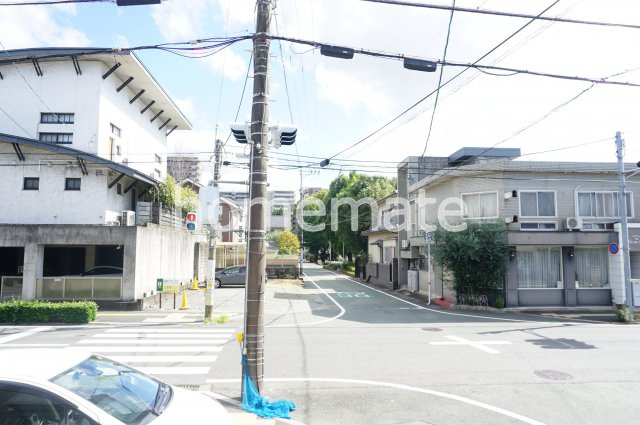 熊本市中央区新屋敷２丁目のアパートの駐車場