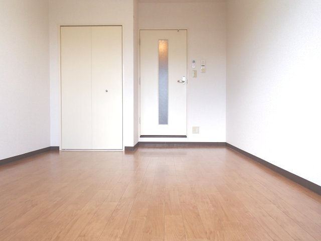 【居間・リビング】 | リバーサイド金岡II番館