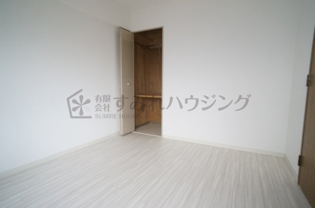 ファミール安倉の寝室