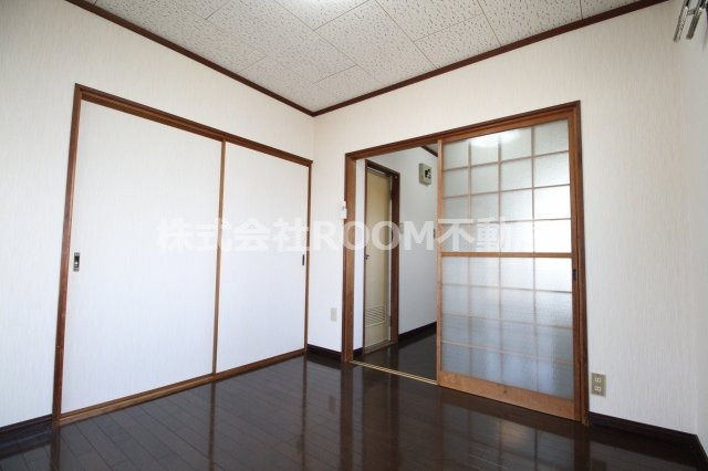 コーポホープの洋室