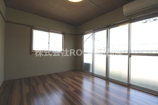 コーポホープの居間・リビング